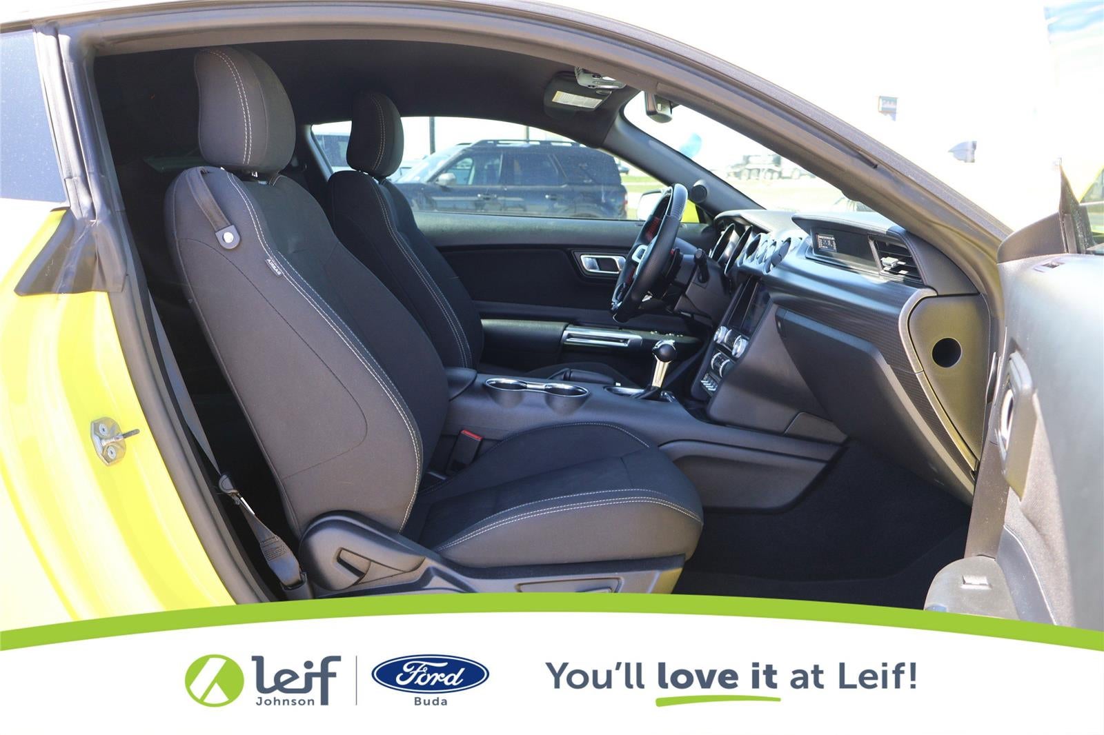 2021 Ford Mustang EcoBoost