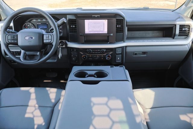 2025 Ford Super Duty F-350 XL DRW