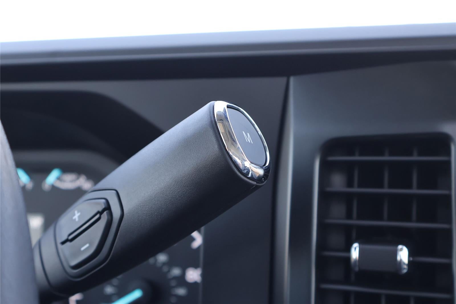 2026 Ford Super Duty F-350 XL 169 WB