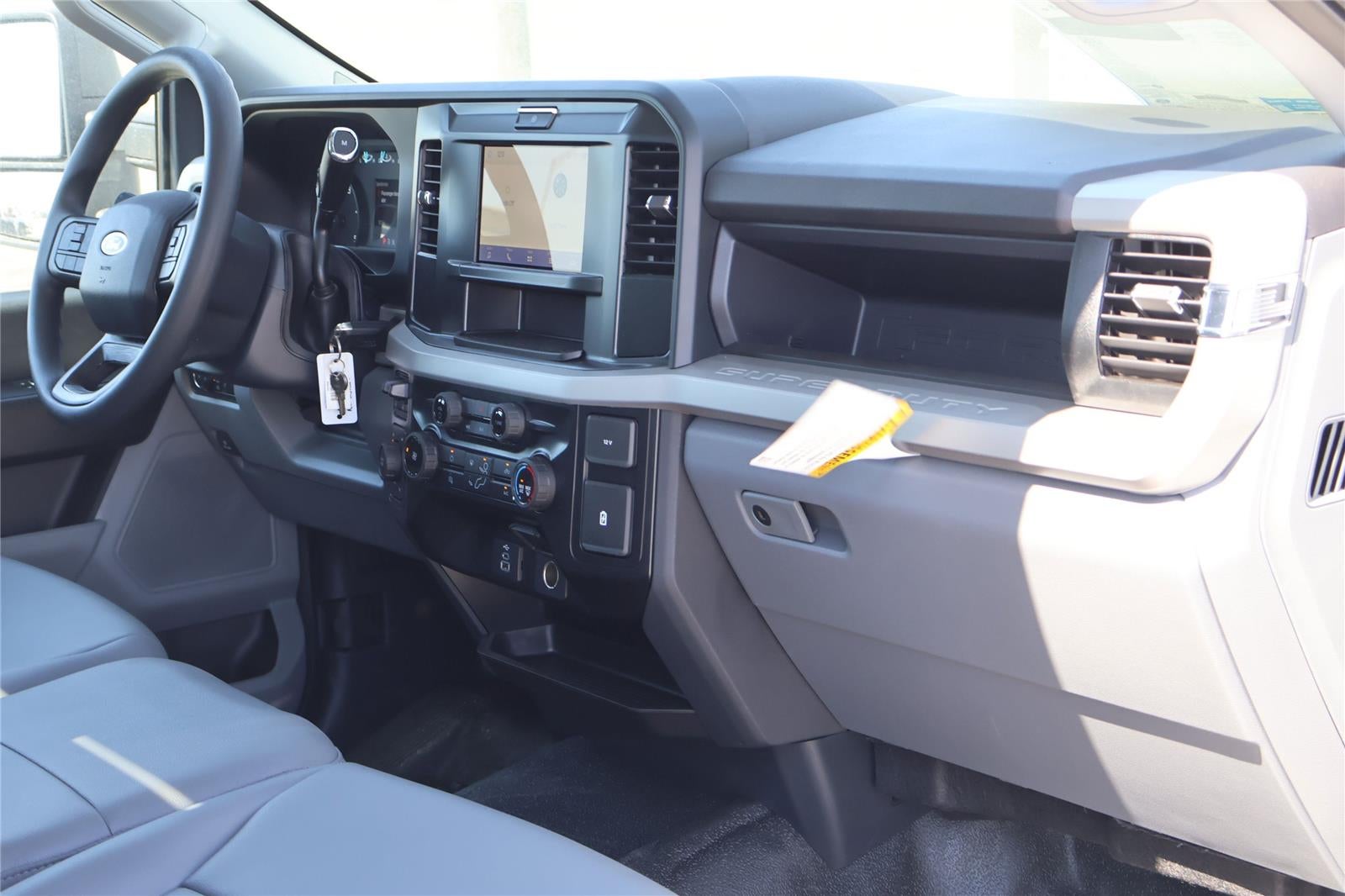 2026 Ford Super Duty F-350 XL 169 WB