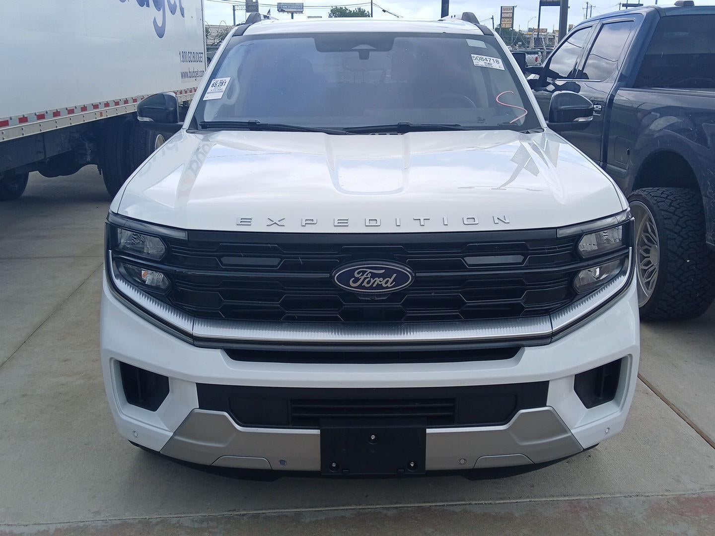 2025 Ford Expedition Platinum