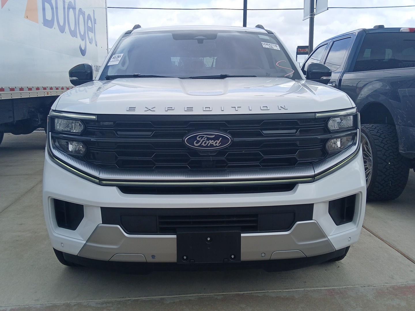 2025 Ford Expedition Platinum