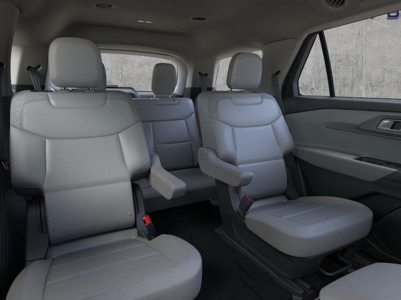 2026 Ford EXPLORER XLT