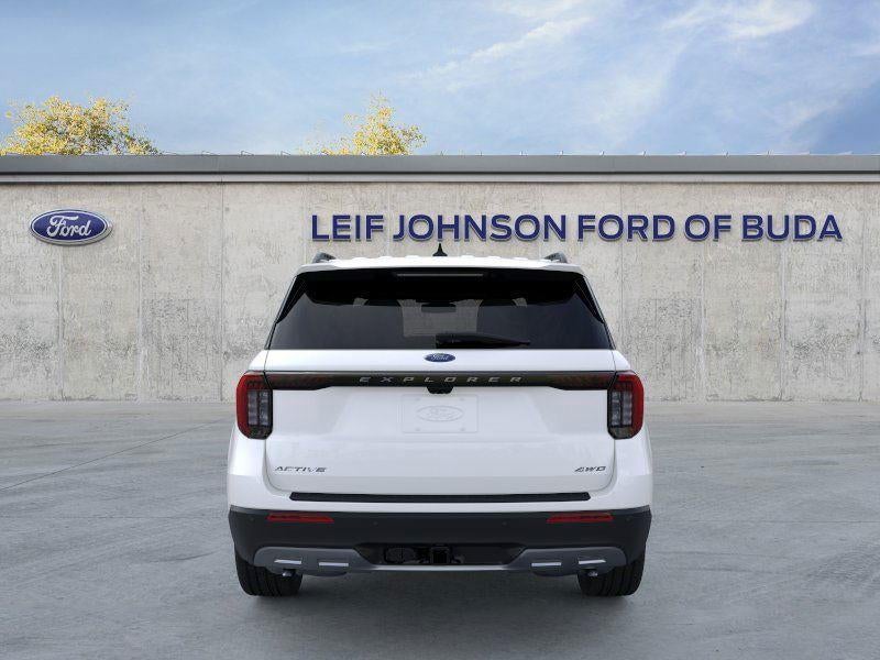 2026 Ford EXPLORER XLT