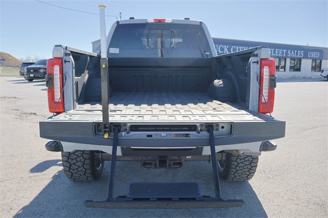 2025 Ford Super Duty F-250 BAT F-250