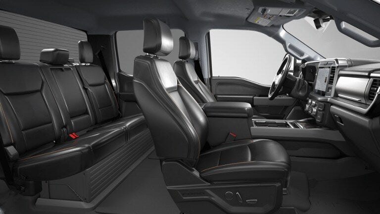 2026 Ford Super Duty F-350 Lariat