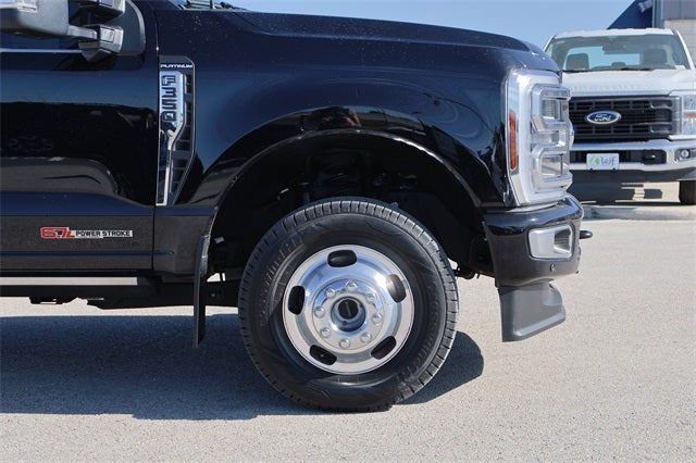 2025 Ford Super Duty F-350 Platinum DRW
