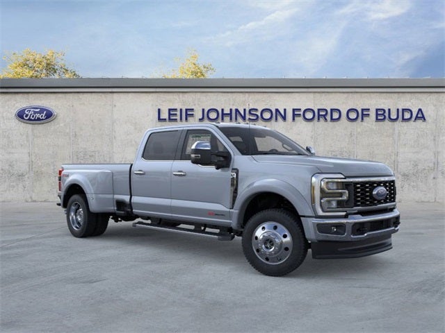 2026 Ford Super Duty F-450 Lariat DRW