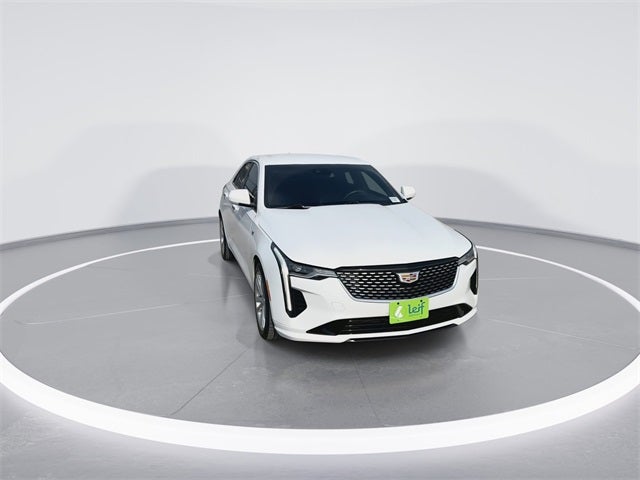 2023 Cadillac CT4 Luxury
