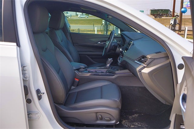 2023 Cadillac CT4 Luxury