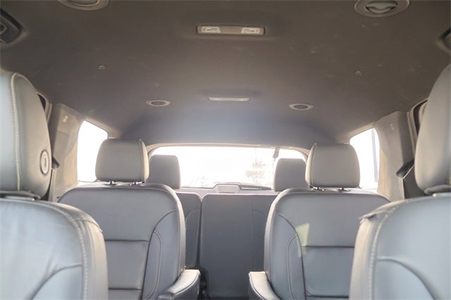 2022 Chevrolet Traverse LT Leather