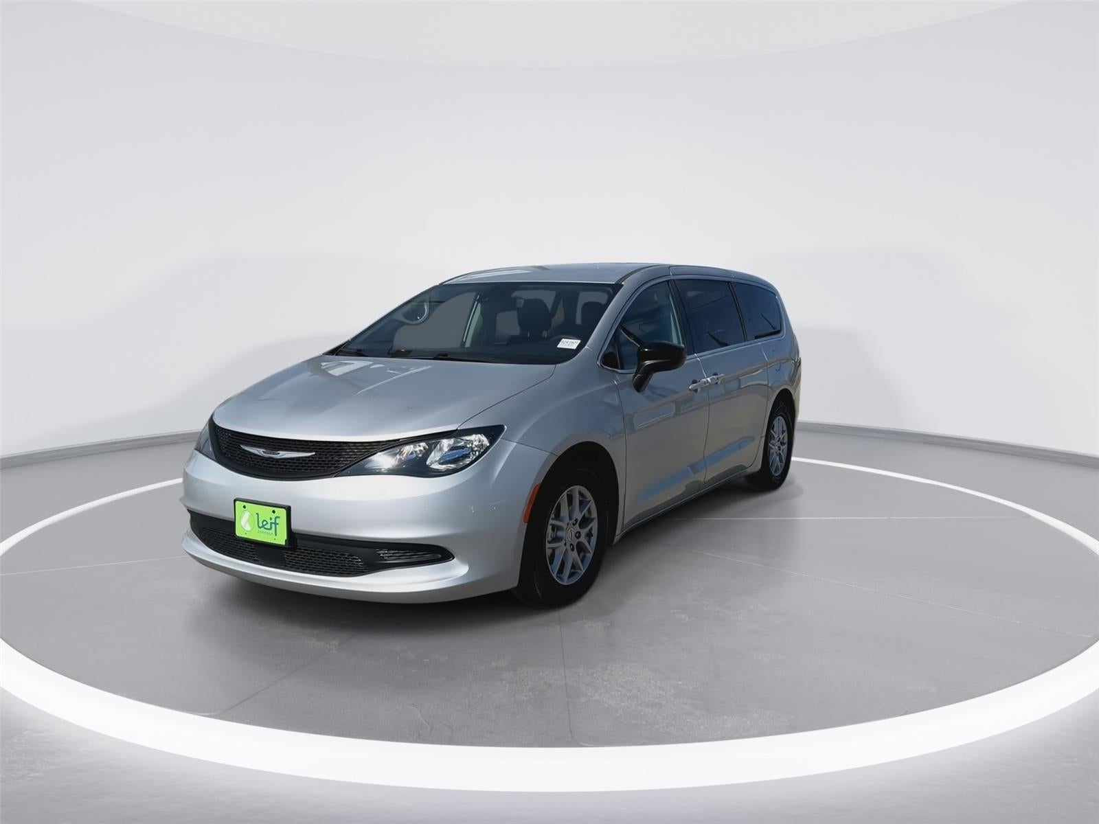 2024 Chrysler Voyager LX