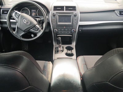 2016 Toyota Camry SE