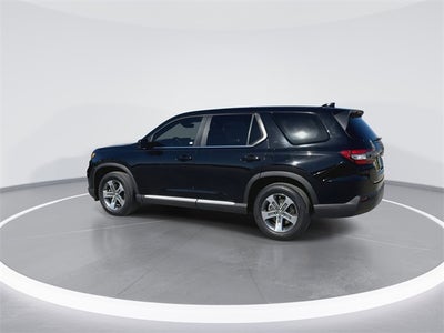 2023 Honda Pilot EX-L 8 Passenger