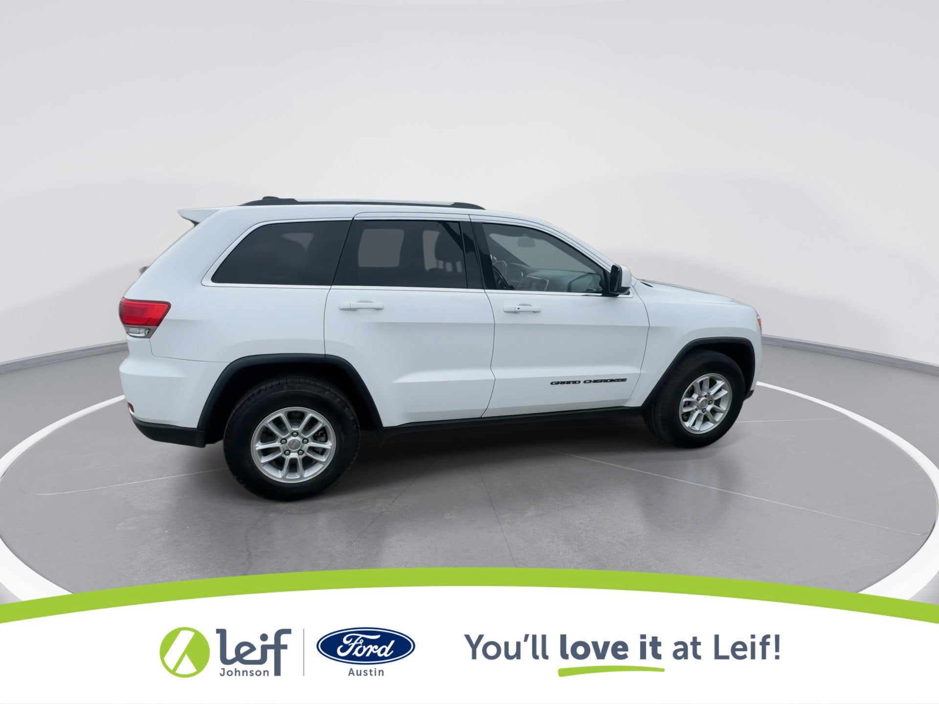 2019 Jeep Grand Cherokee Laredo E