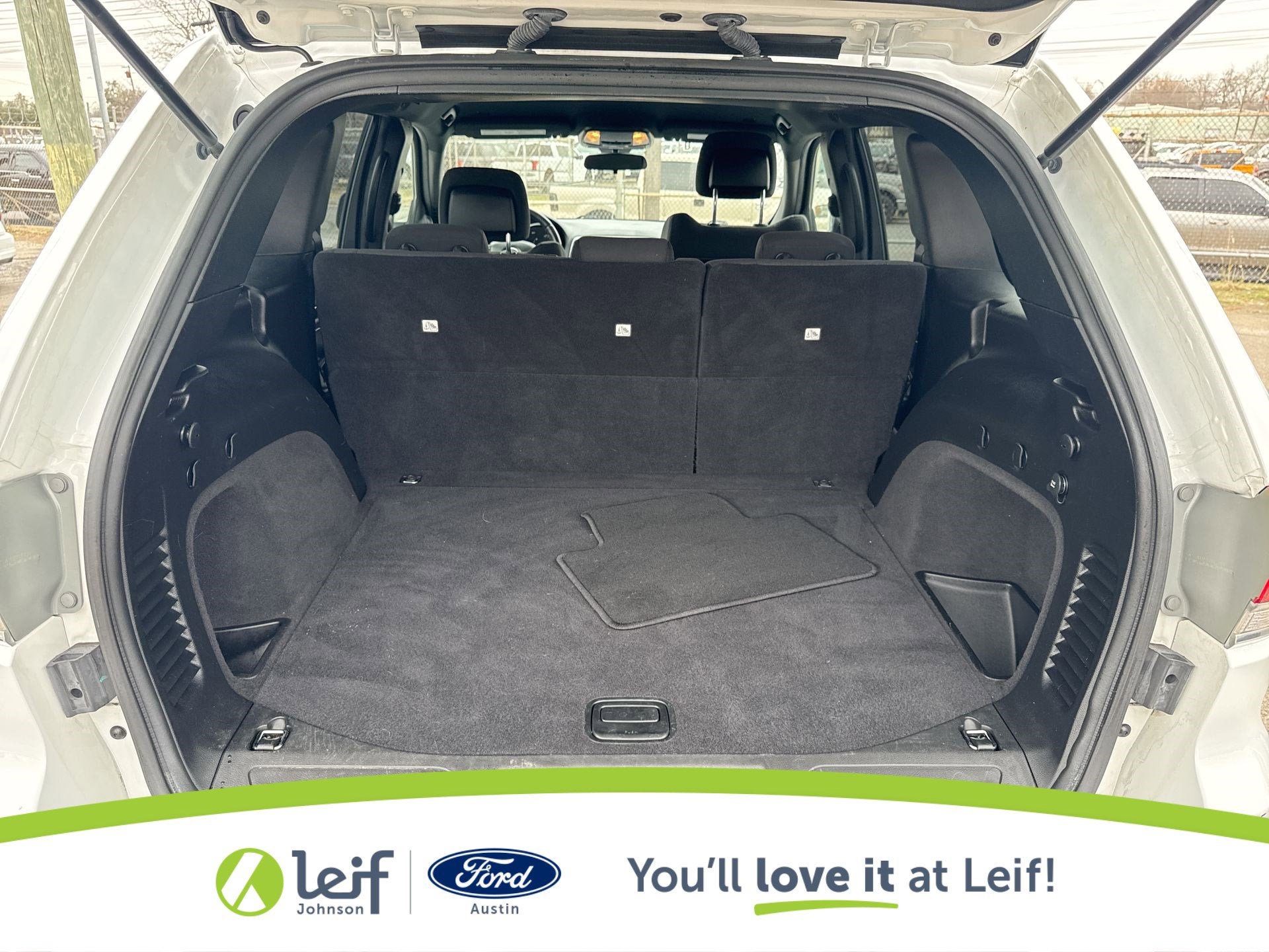 2019 Jeep Grand Cherokee Laredo E