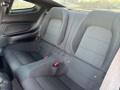 2017 Ford Mustang V6