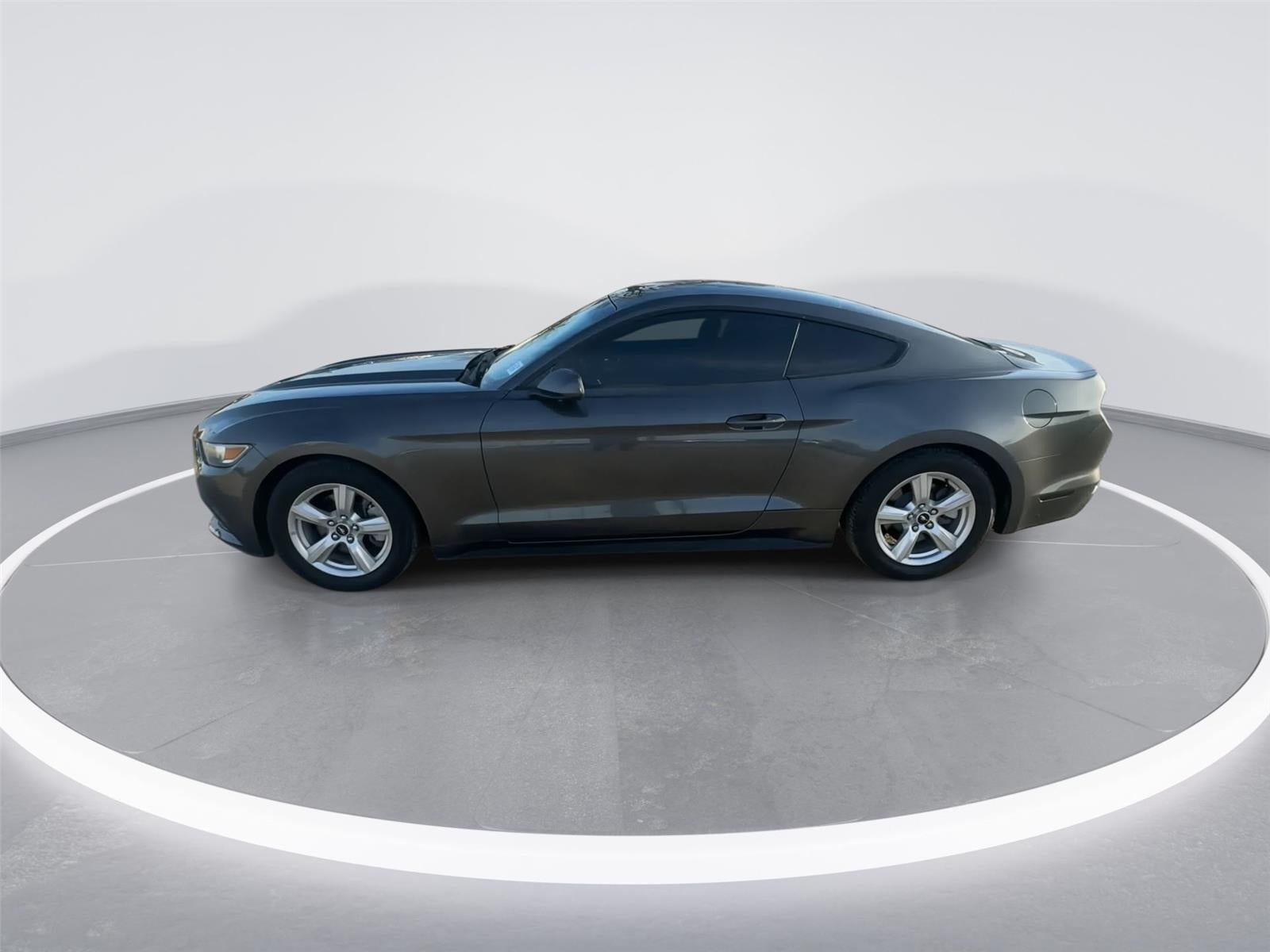 2017 Ford Mustang V6