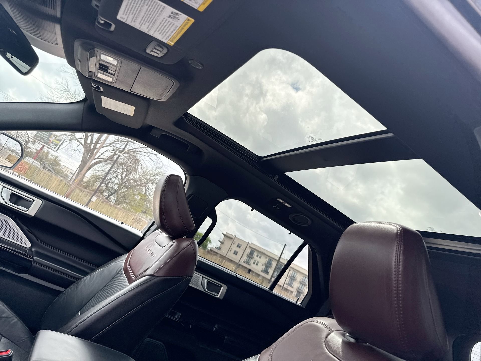 2023 Ford Explorer Platinum