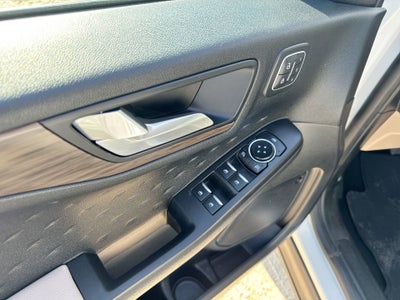 2020 Ford Escape Hybrid