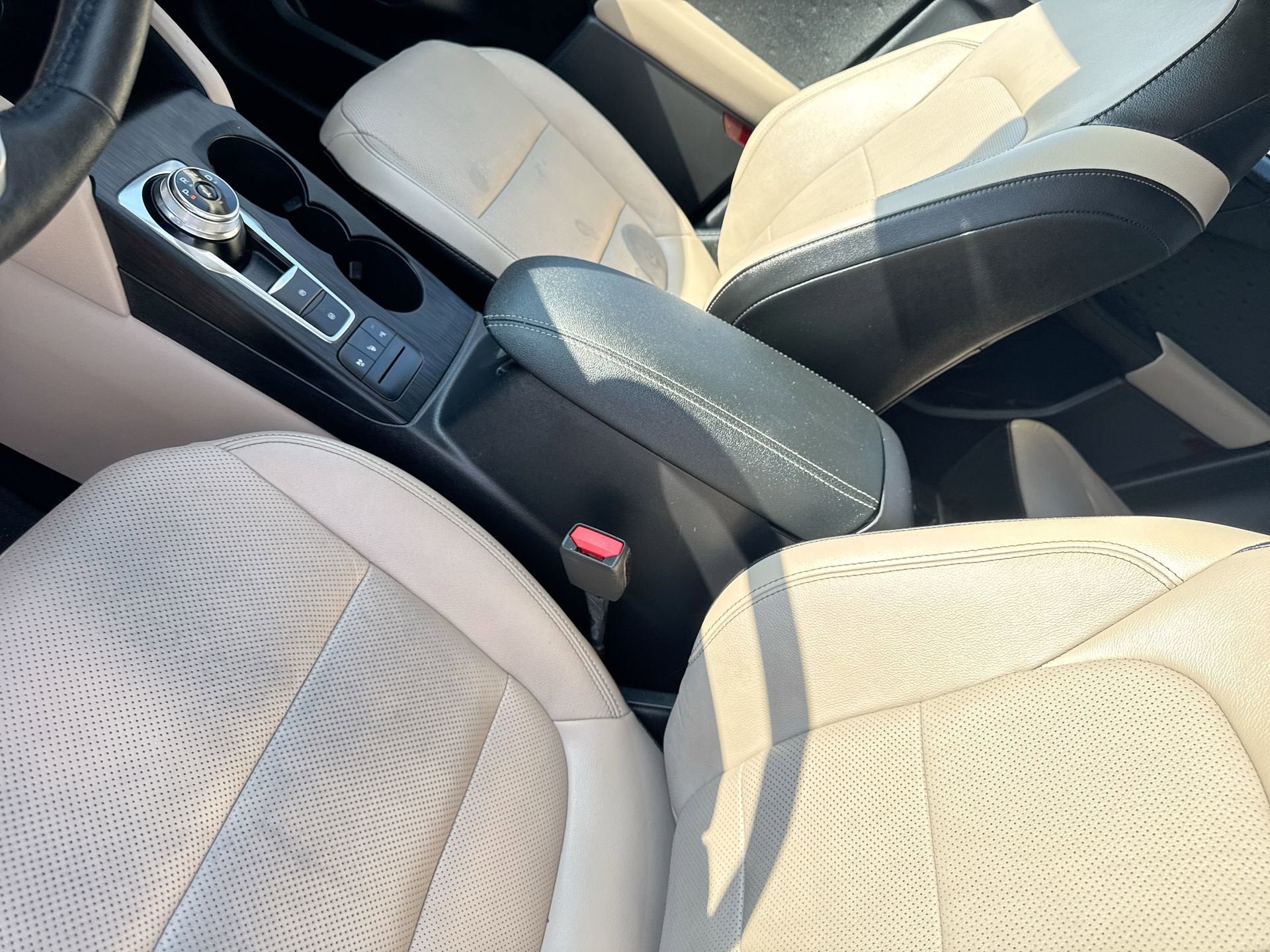 2020 Ford Escape Hybrid