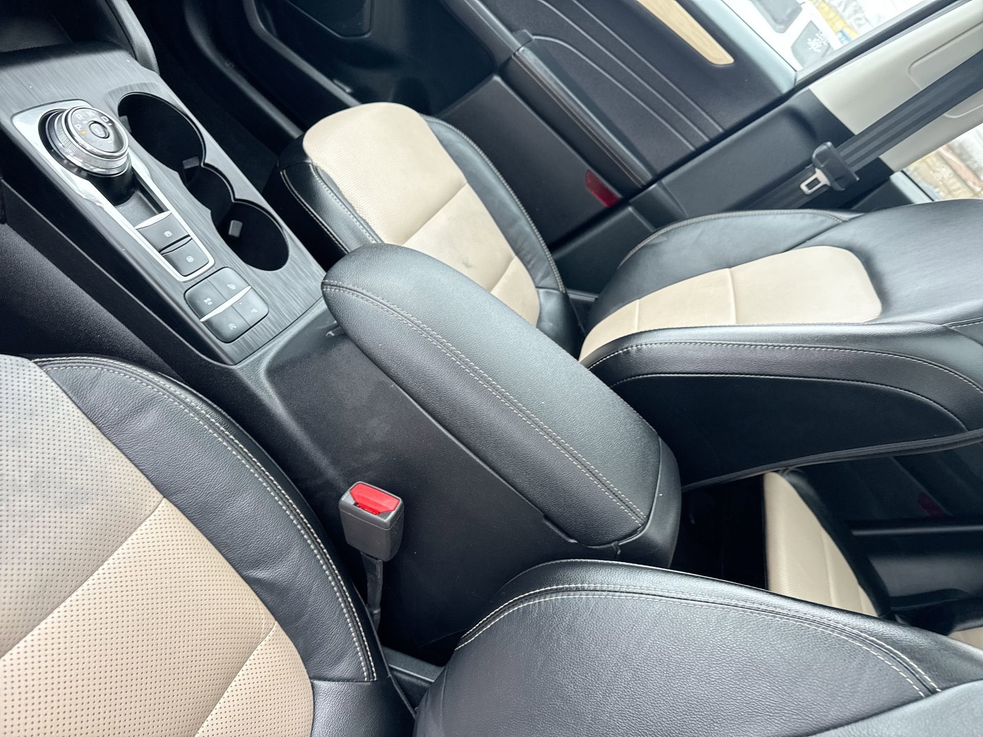 2021 Ford Escape Titanium