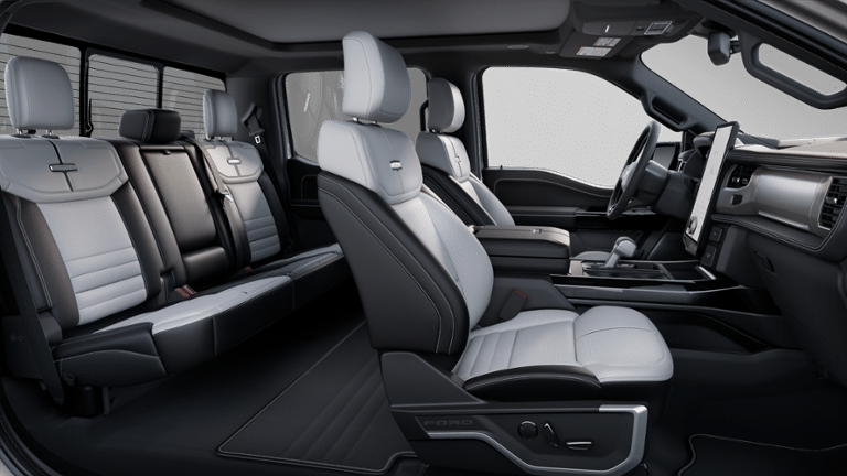 2025 Ford F-150 Lightning Platinum