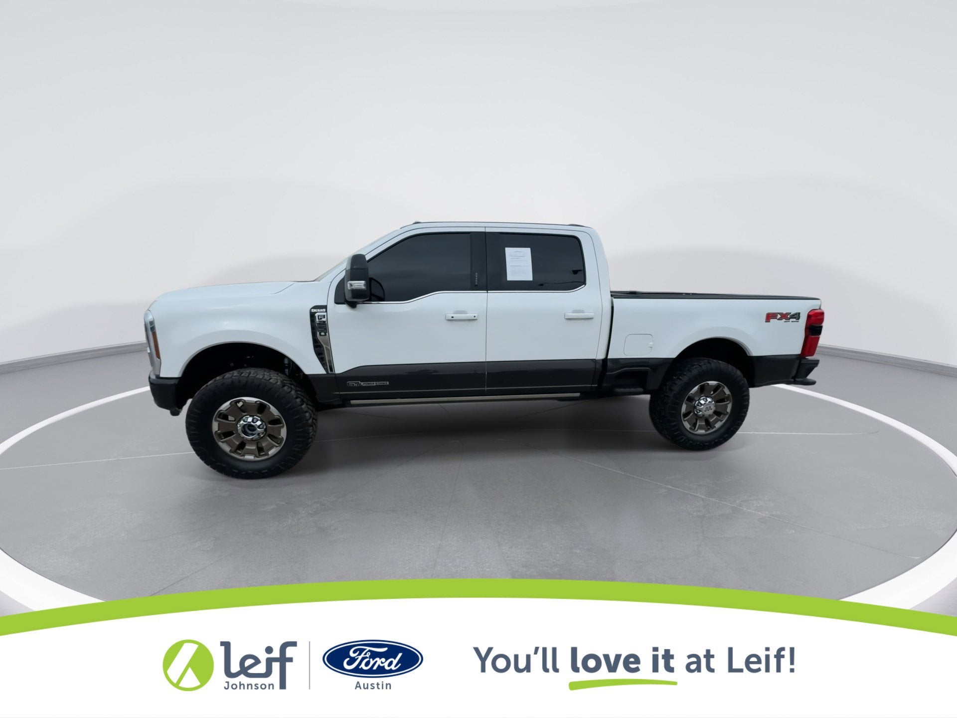 2022 Ford Super Duty F-250 Lariat