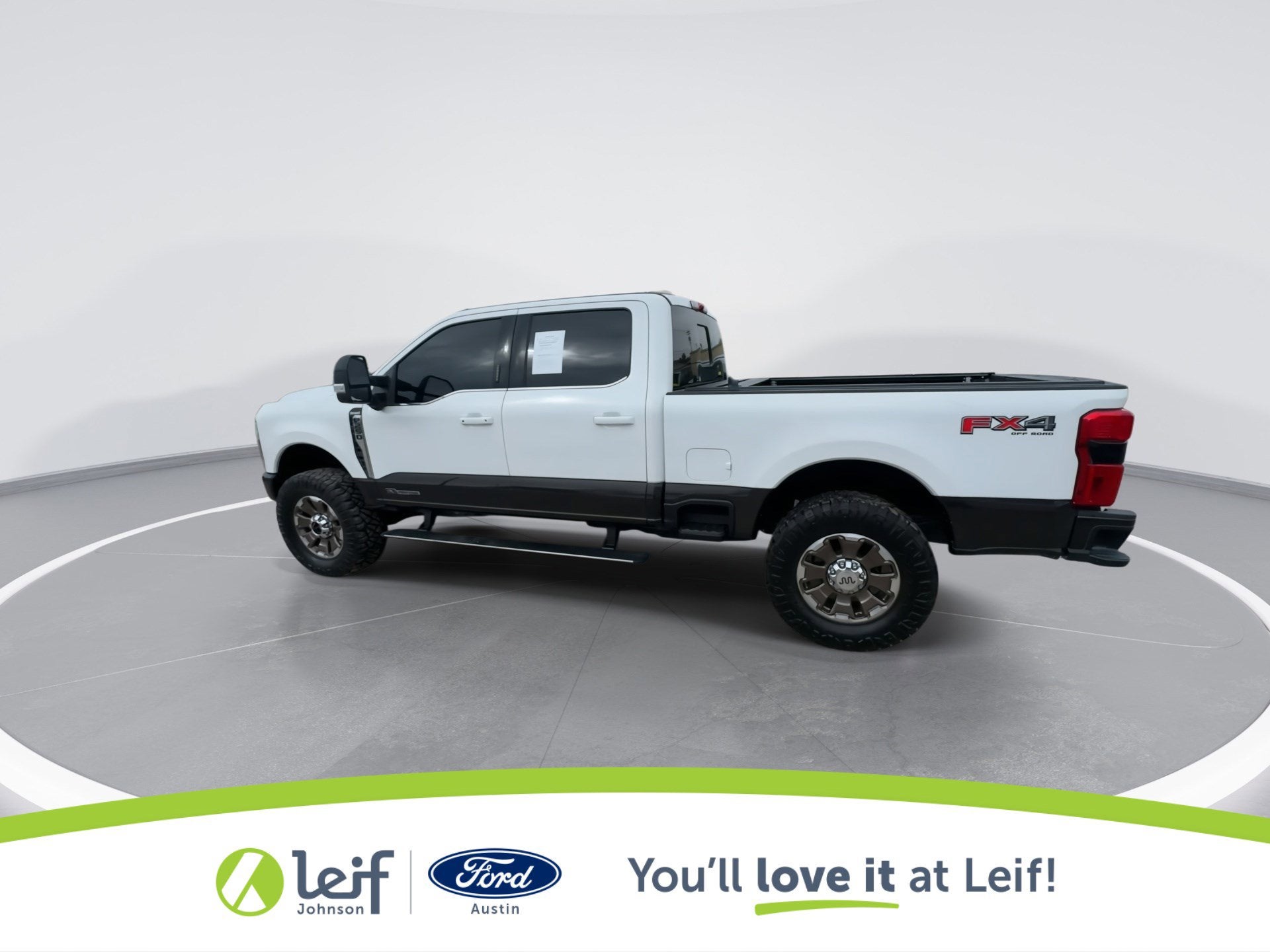 2022 Ford Super Duty F-250 Lariat