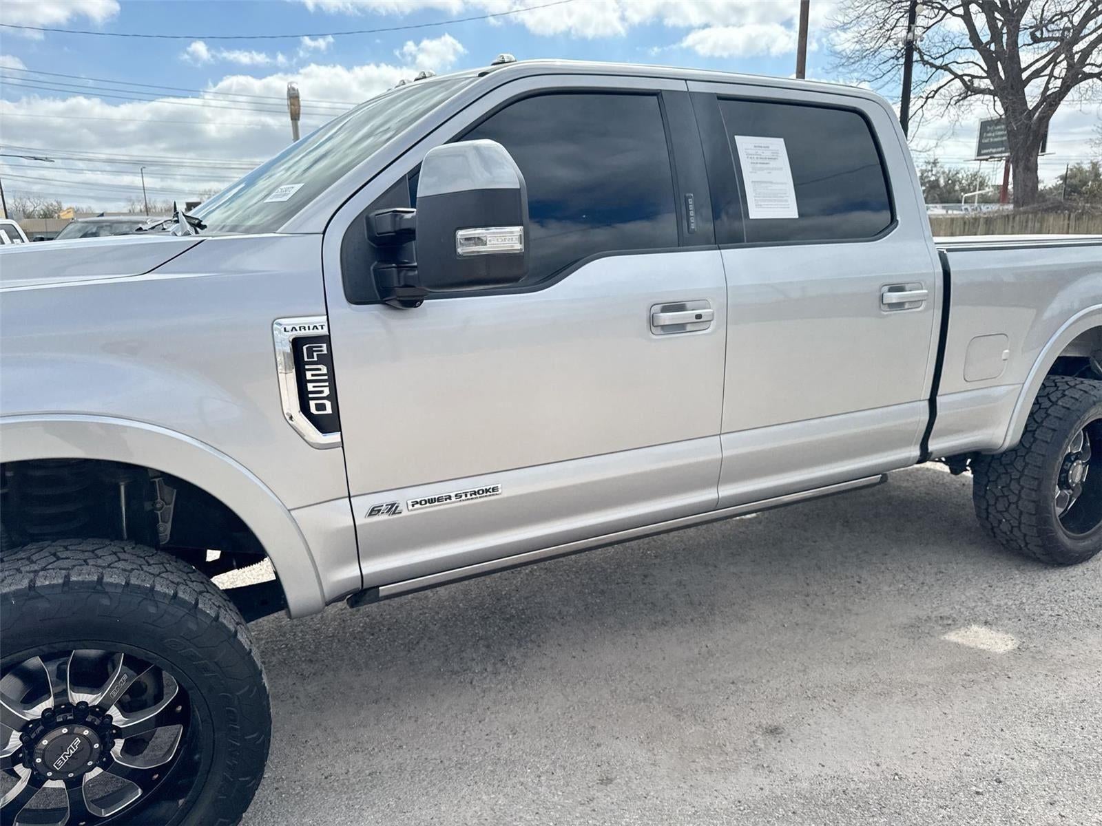 2022 Ford Super Duty F-250 Lariat
