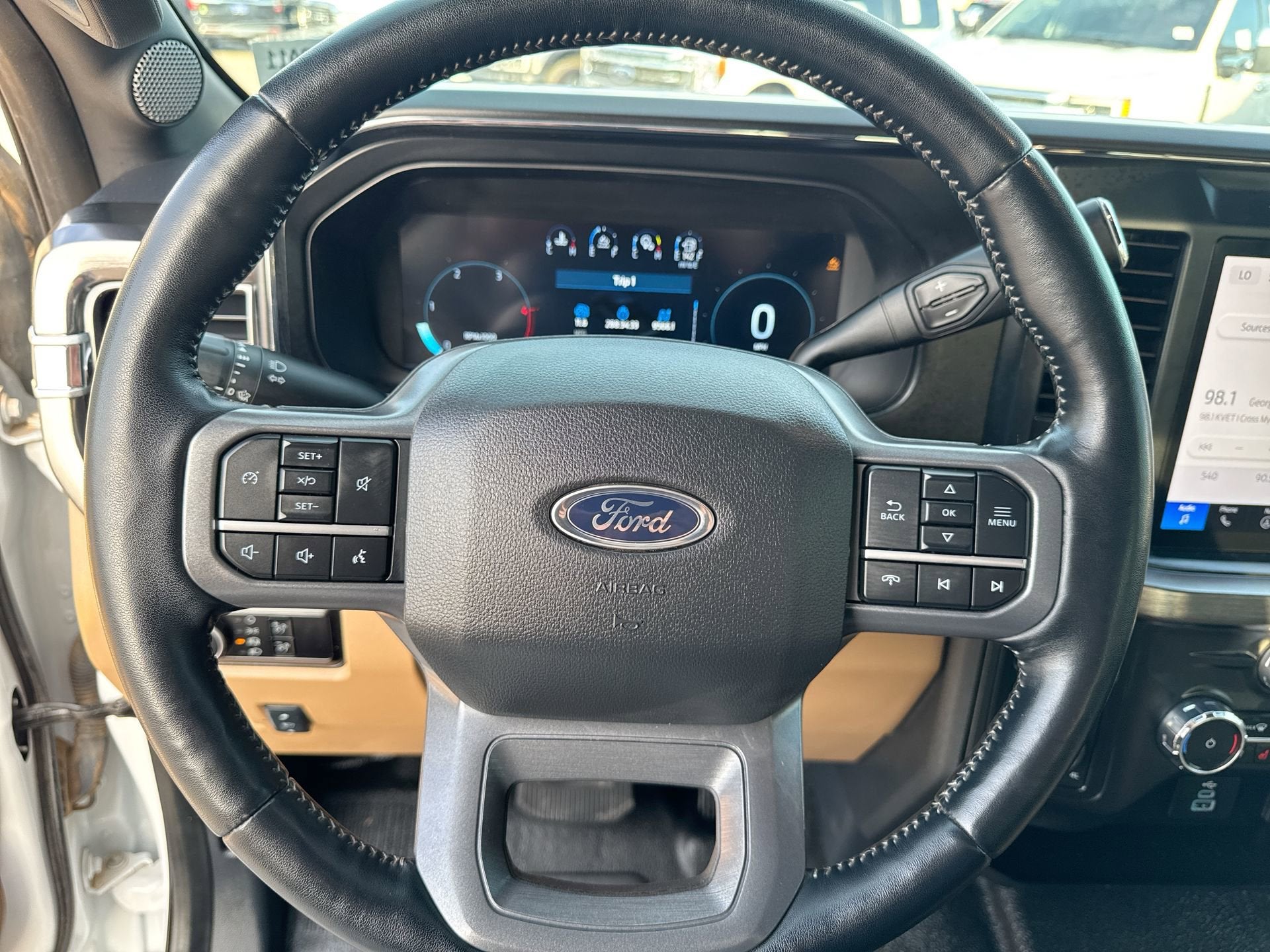 2024 Ford Super Duty F-350 Lariat