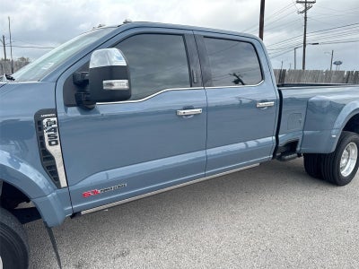 2023 Ford Super Duty F-450 Lariat