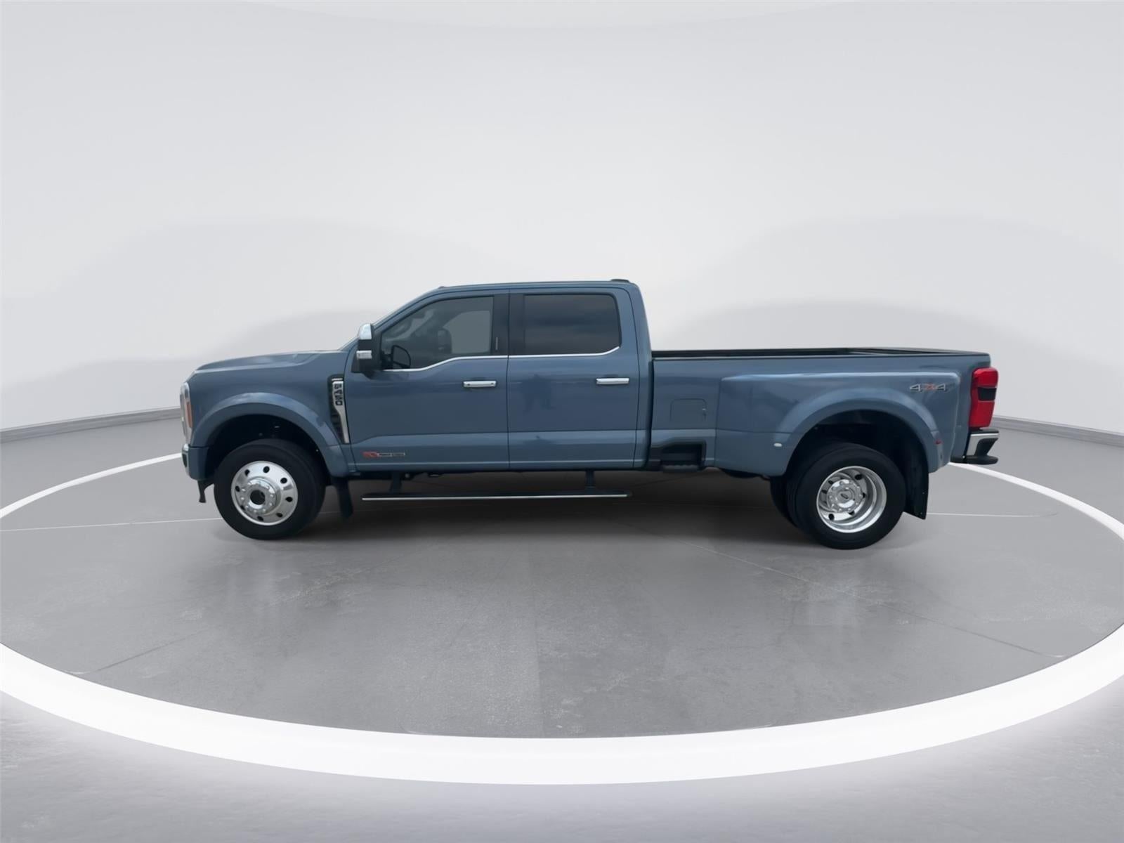 2023 Ford Super Duty F-450 Lariat