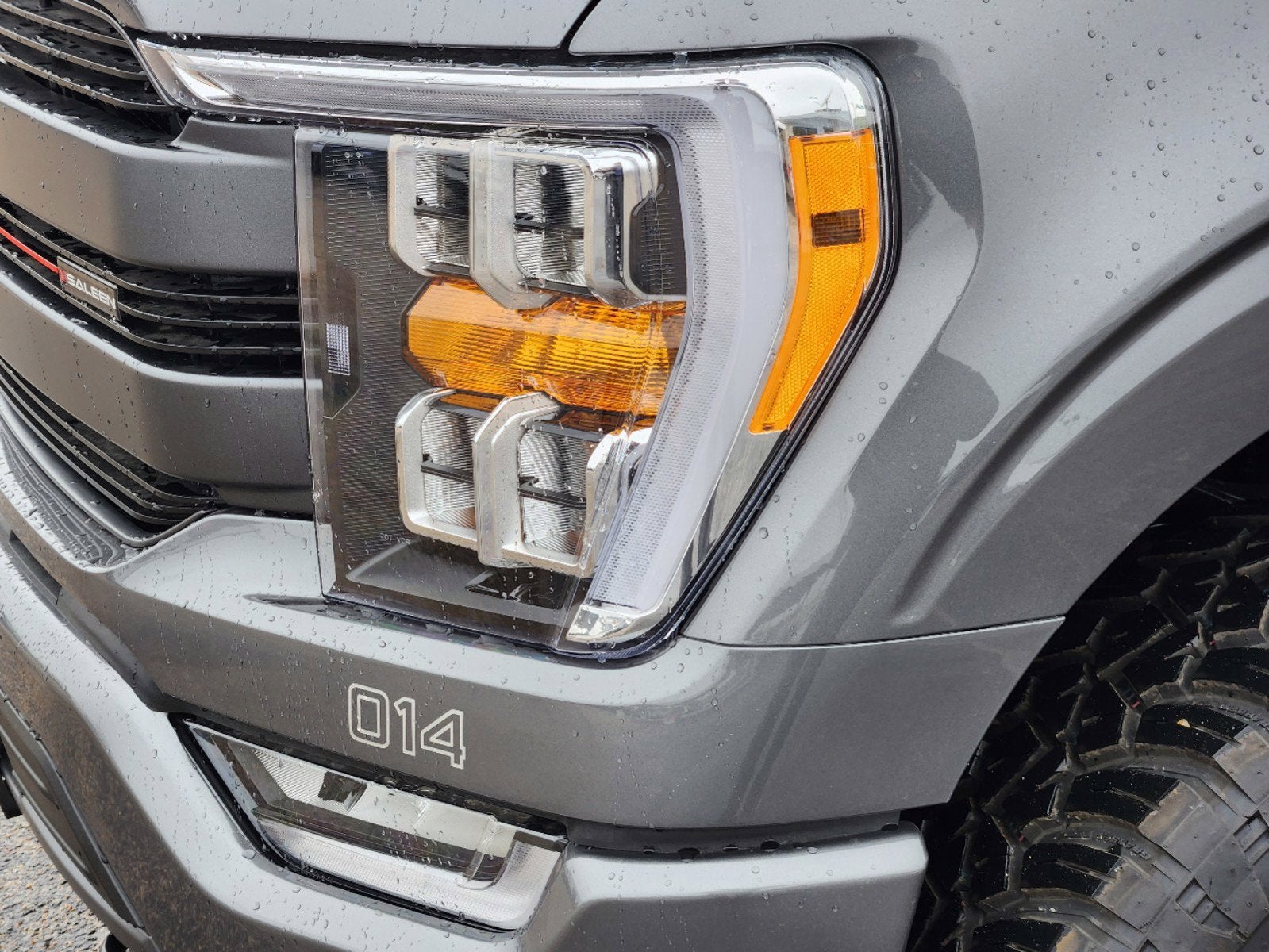 2022 Ford F-150 Saleen Yellow Label