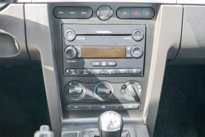 2007 Ford MUSTANG Base