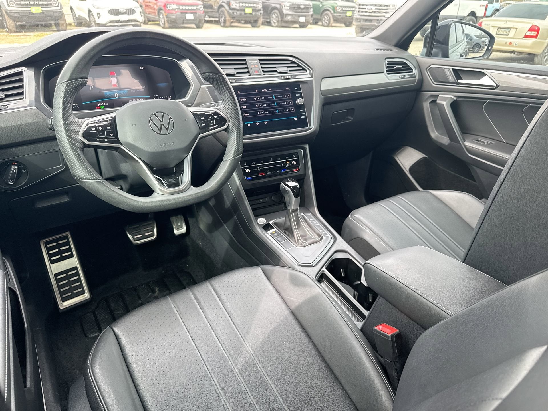 2024 Volkswagen Tiguan 2.0T SE R-Line Black