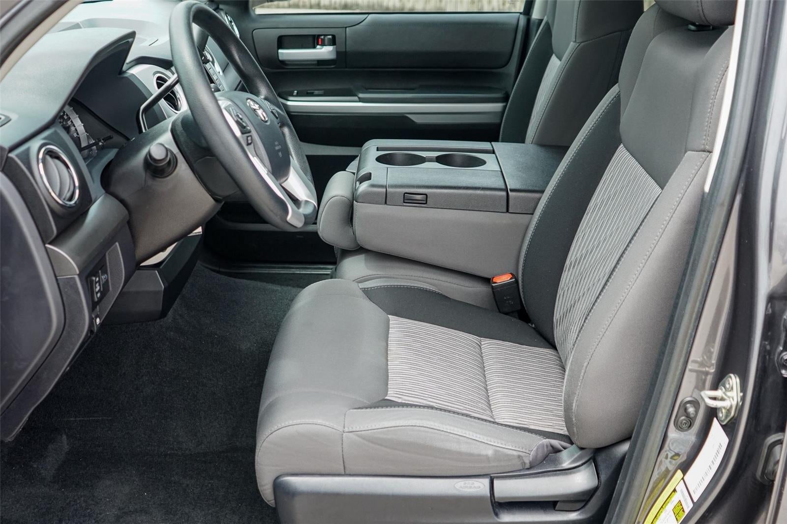 2017 Toyota Tundra SR5