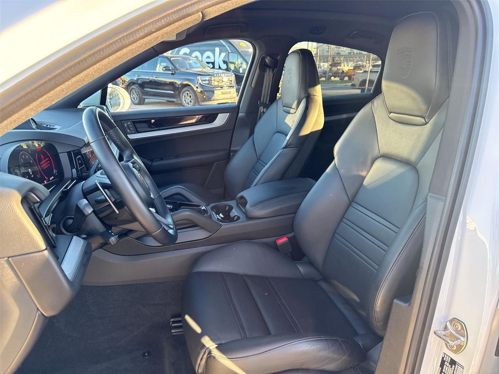 2024 Porsche Cayenne Base