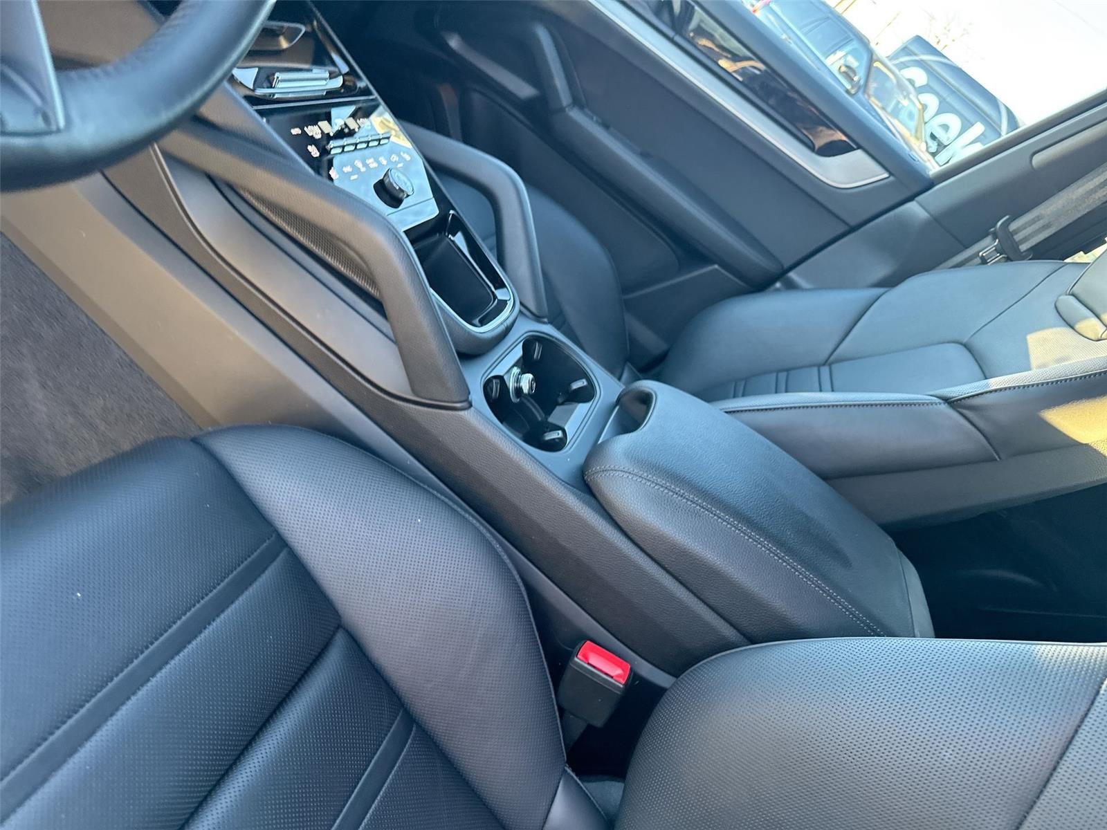 2024 Porsche Cayenne Base