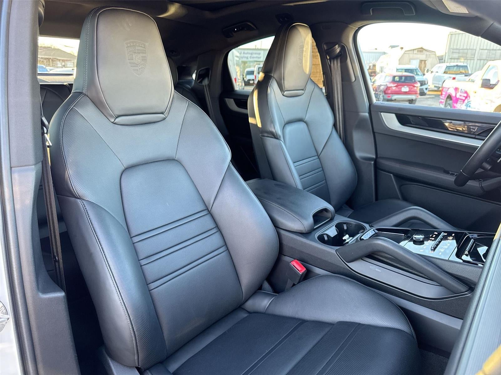 2024 Porsche Cayenne Base