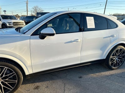 2024 Porsche Cayenne Base