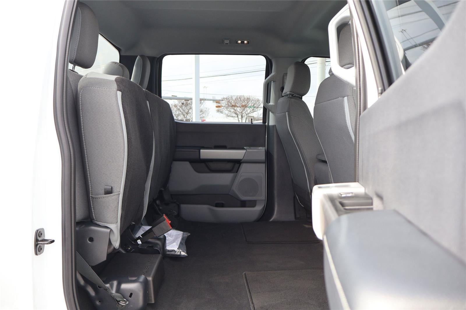 2025 Ford Super Duty F-250 STX