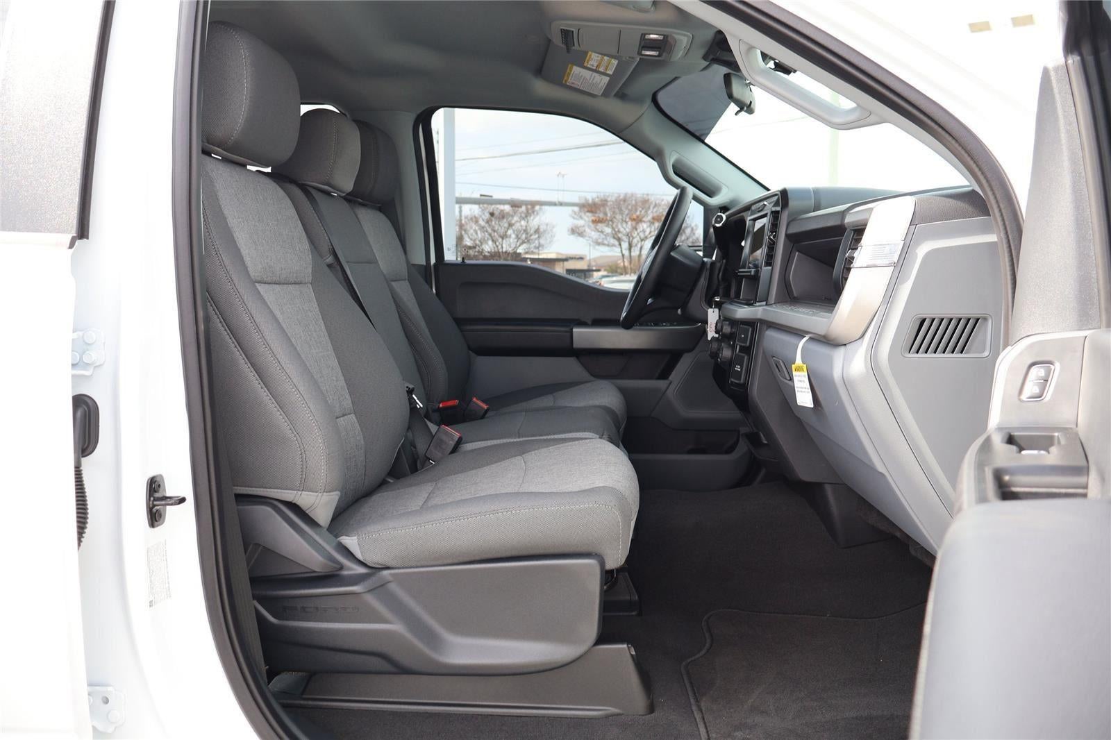 2025 Ford Super Duty F-250 STX