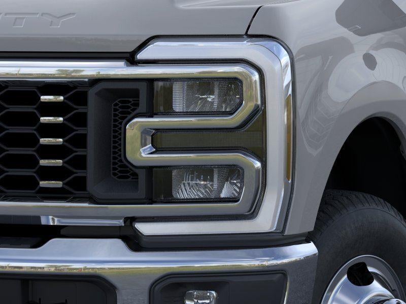 2026 Ford Super Duty F-350 Lariat