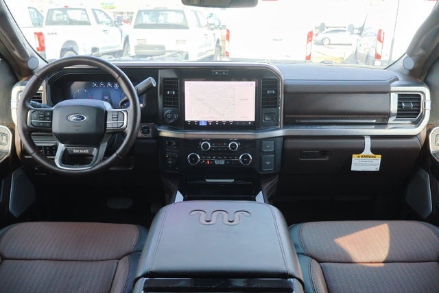 2025 Ford Super Duty F-450 King Ranch DRW