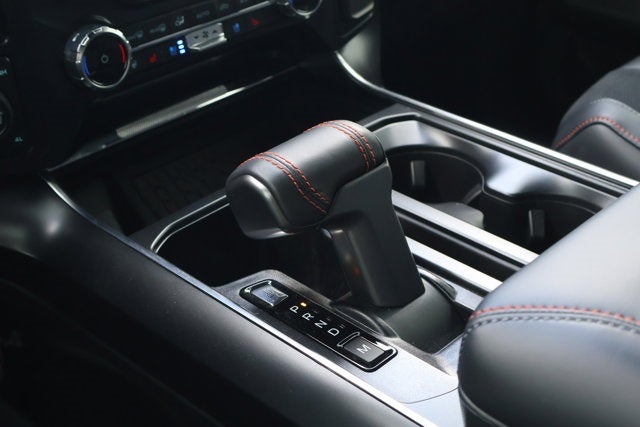 2025 Ford F-150 Raptor 37' Performance Package