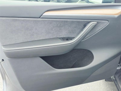 2025 Tesla Model Y Long Range