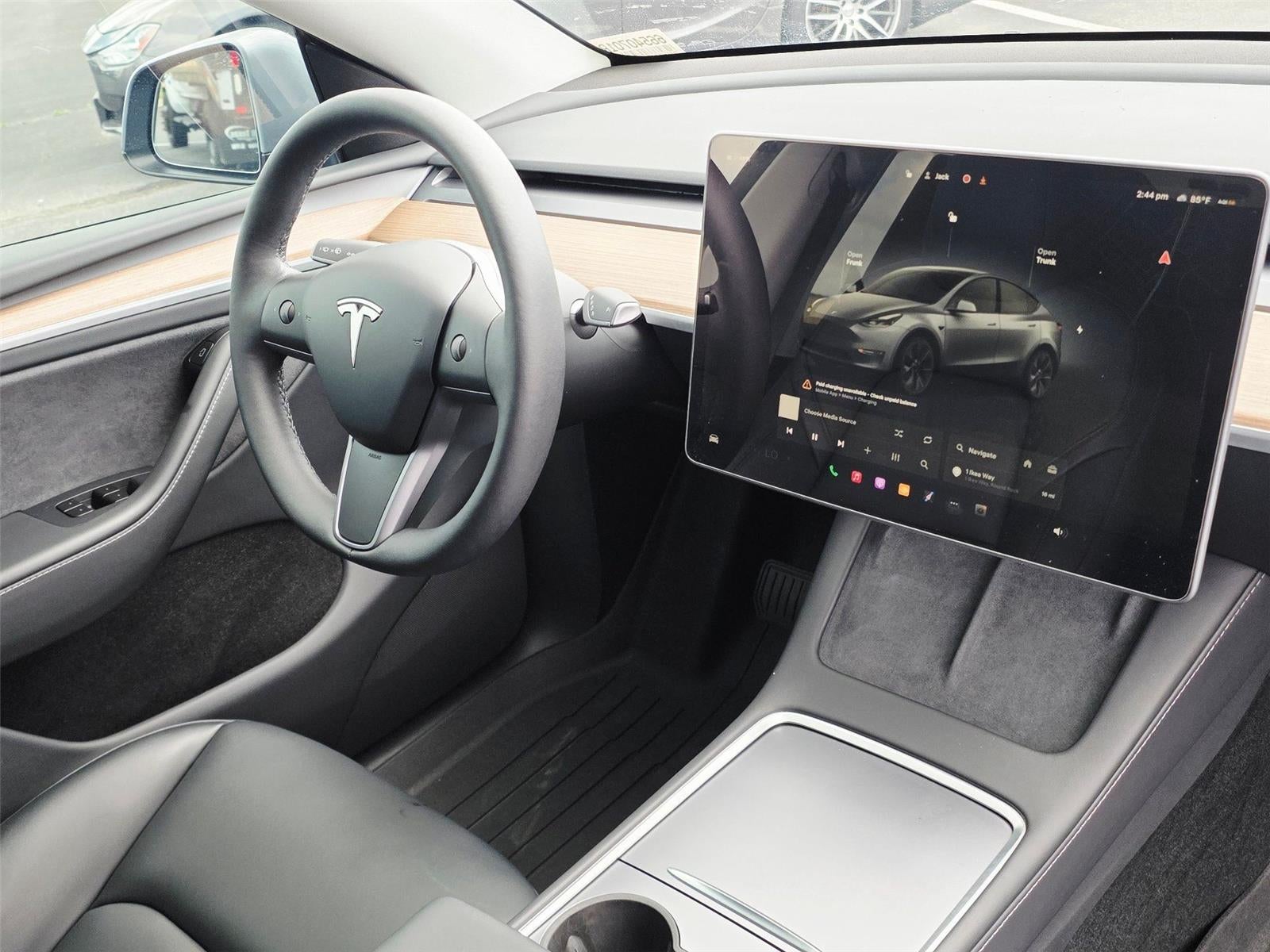 2025 Tesla Model Y Long Range