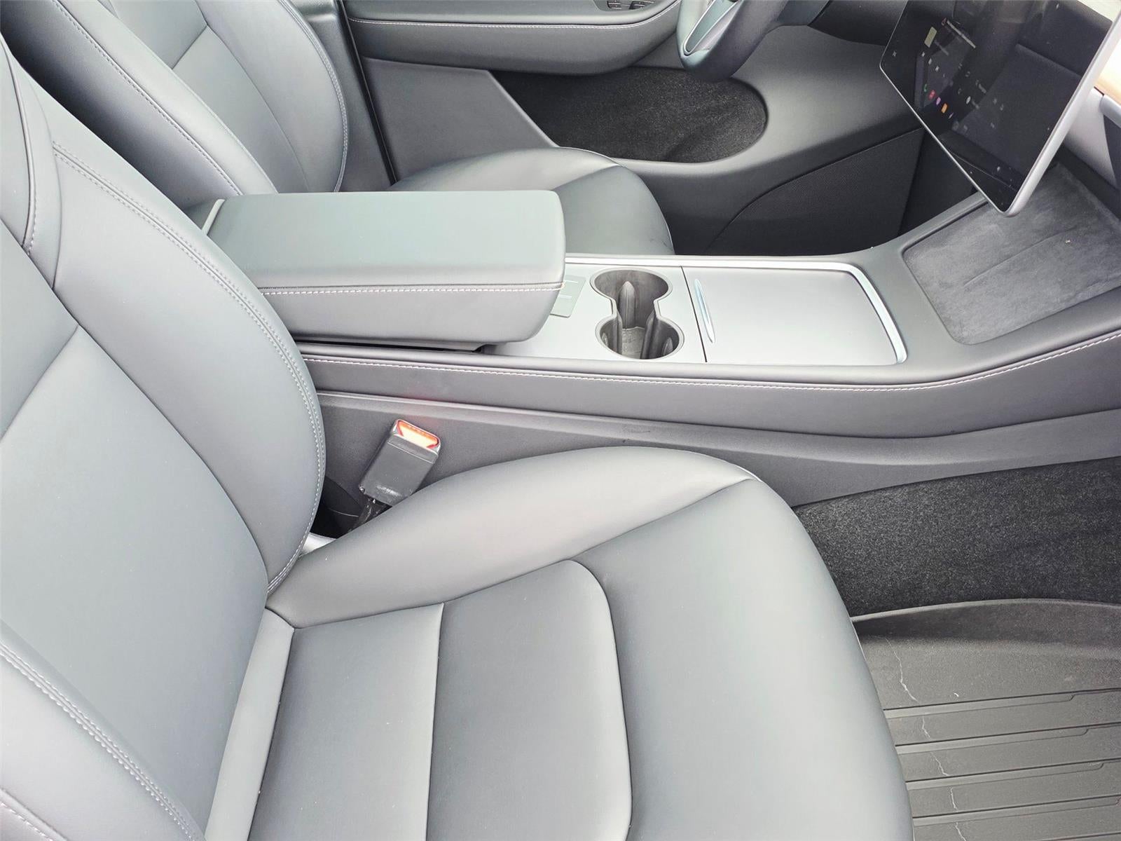 2025 Tesla Model Y Long Range