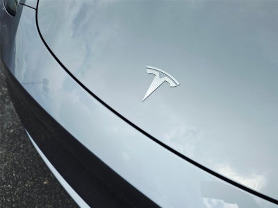 2025 Tesla Model Y Long Range